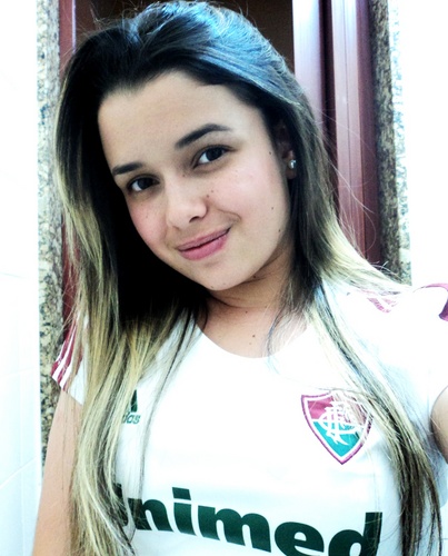 Sensível demais eu sou um alguém que chora