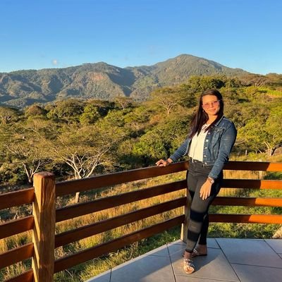 YVivasp's profile picture. 