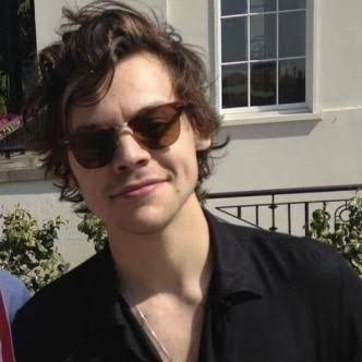 HSxGress's profile picture. I love Joaquin and Harry :') 
                                         Fan account ;)