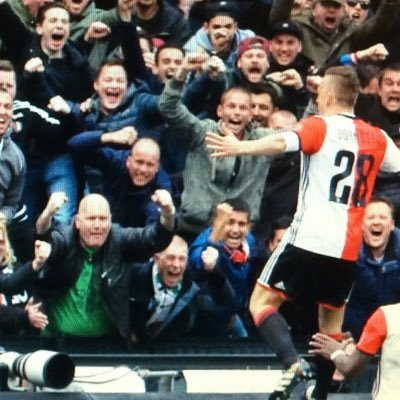 Geboren in Oude-Tonge. Feyenoord, aquarium, schaken & voetbalverslaggever Omroep Archipel. Pa van Tara & Megan, getrouwd met Nella. Opa van Lucas❤️