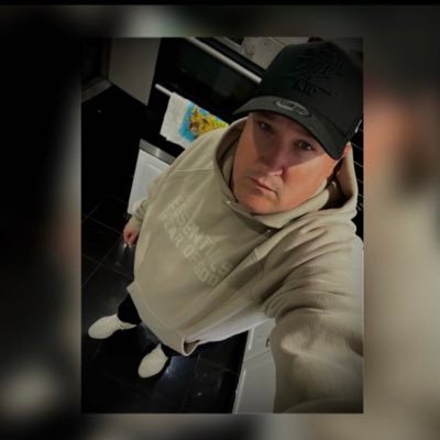 DangeAVFC's profile picture. 