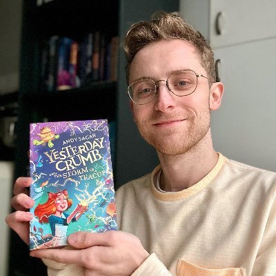 Author of the Yesterday Crumb series (@hachettekids) 🫖 PhD student researching law + witchcraft🔮he/him 🌈