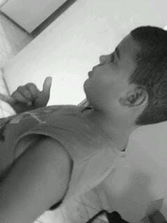 As criticas não me abalam os elógios não me iludem. Sou o que sou não o que dizem!   ' 11 Anos; Libra; Palmeirense ! Deus; família; Twitter; cheetos ; Amigos!