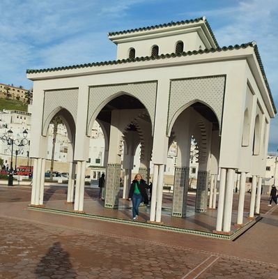 JovankaReyes's profile picture. No creo en las personas normales, lo que yo pienso es que todos somos ESPECIALES ! Socialista. Diplomada en Trabajo Social y Educación Social. Licenciada en CCT