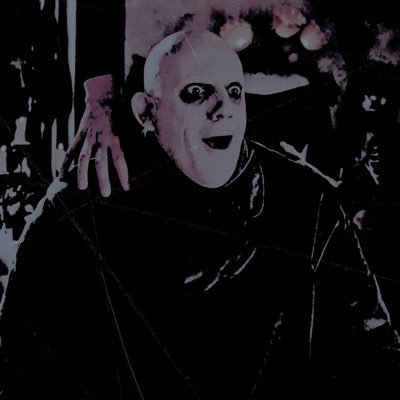 employsdynamite's profile picture. 