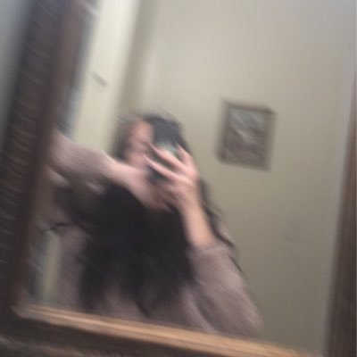 youlovee_iris's profile picture. 