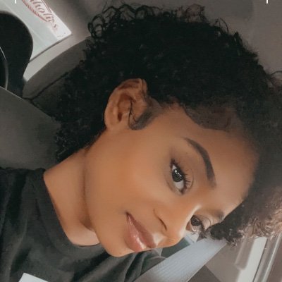 aaliyahb900's profile picture. 🕯️🪬