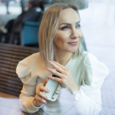 Wszelkie kreatywne formy dzialalności
Artystyczne zamiłowanie do wszechświata
Chodzę boso po lesie
