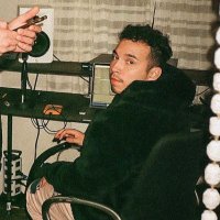 ROB (@robvilla_) Twitter profile photo
