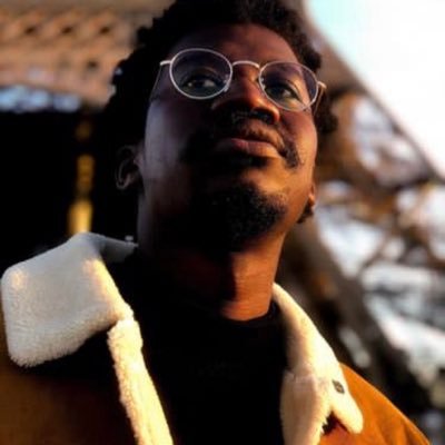 DjibwEllDia's profile picture. Juriste d'affaires - auteur de Walangan, l’eau qui danse paru aux éditions Tohubuhu