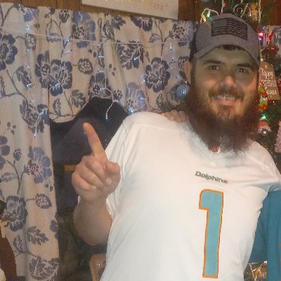 Jesus Christ 1st. Married To My Wonderful Wife of 5 yrs, Daddy to the Best Son Ever, and Life Long Miami Dolphins & Auburn Tigers Fan! I follow back!