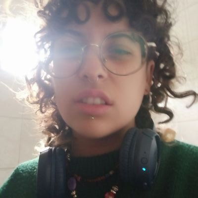 mi cerebro esta prendido fuego para que nadie me lo robe
