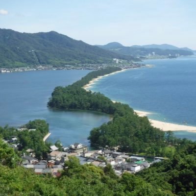 今年度で創立57年目を迎える関西を中心に活動する地理教育に関わる研究会です。出版書籍3冊あります。HP→https://t.co/aHzXwSt74r