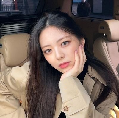 zostwt's profile picture. zo. 20+ multifandom.