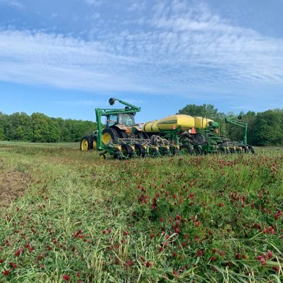 jake_wallbrown's profile picture. I like crops. Hook’em