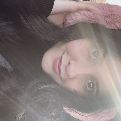 dianabtrn's profile picture. 