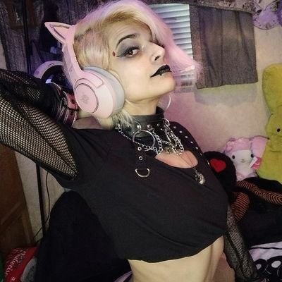 🔞18+only🔞cum play with me master, i'm sure you won't be able to resist me 🥺bi🌸24🌸she🌸gothic🌸emo🌸420🌸nerd🌸let's be naughty together