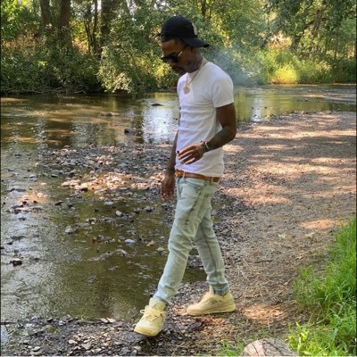 I Came along way from nothing , an I ain’t goin back #Dedicated #musician #Artist 🦃 bags an ⚖️
