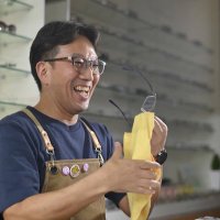 藤田宏紀✲池田市の小さな眼鏡屋店主 (@hironoshinsuke) 's Twitter Profile