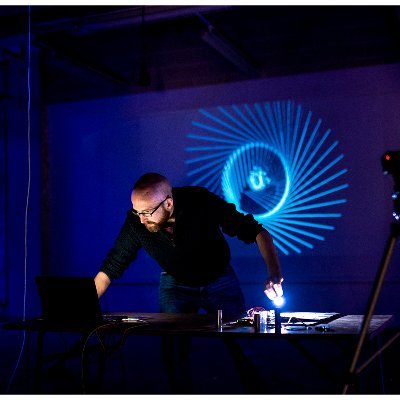 Belfast born composer of acoustic and electronic music currently living and trying my best in Cardiff.
One half of @newCELF