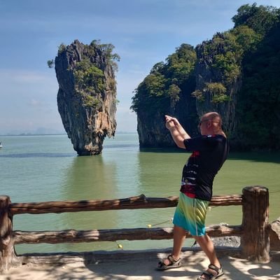 The Baldy Vlogger Profile