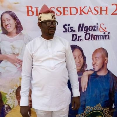 igonikitoyeM's profile picture. Love God worship @smhosglobal &  @manutd  I do my best to predict some winning games