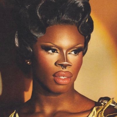 20 | he/him | maybe i’m just deadly. serving. cunty. drag race & eurovision fan 🪭