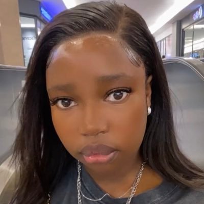 YourCoolRoro's profile picture. 