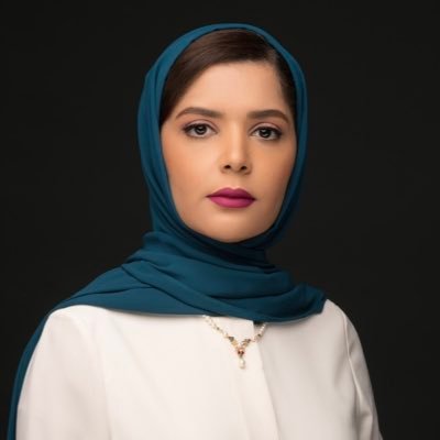 مذيعة أخبار بإذاعة وتلفزيون سلطنة عمان News Anchor / Sultanate of Oman Radio & Television