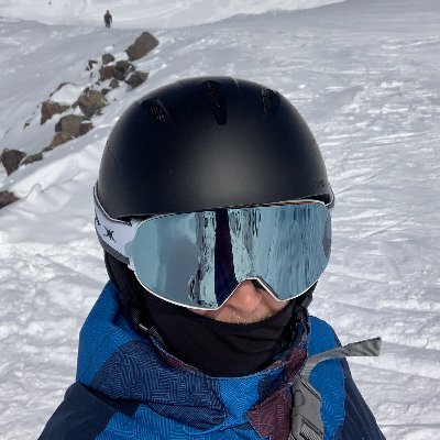 Coding, travel and snowboard 🤙