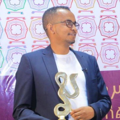 TesheBirhanu1's profile picture. መቼ በመመተር ትልቅ በመመኘት፣
በመቁረጥ ነው እንጂ ኾኖ በመገኘት።