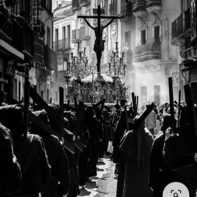 viviendo solo para la semana santa | de granada con el corazón en sevilla