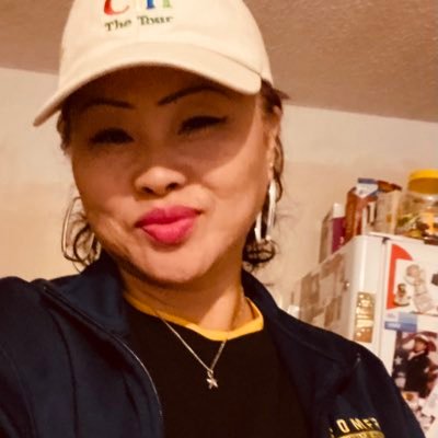 Tina27843662's profile picture. 