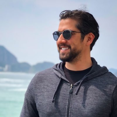 Delegado de Polícia do Estado de Sergipe. Atualmente Diretor do Departamento de Crimes contra o Patrimônio (DEPATRI)