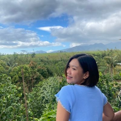 alexeeyuuh's profile picture. easily amused but also easily unamused🦖