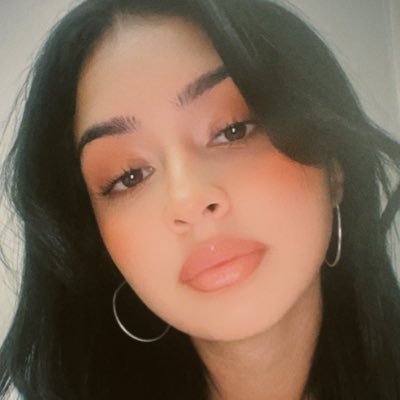 Stephanytabimaa's profile picture. watch me tell your brands unique story✨ I create engaging content in everything lifestyle, beauty, fashion and travel 🙌🏻