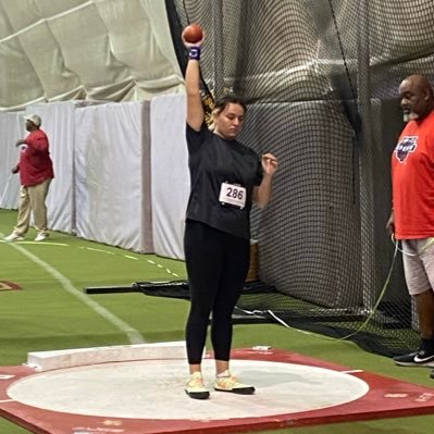 Travis HS 2025, GPA 4.04, shot put 39’3.25, discus 114’8, NCAA ID#2309116511,📞281-802-6833