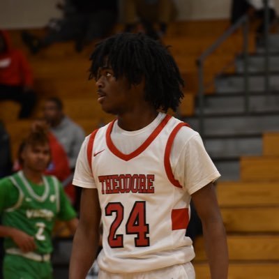 Theodore High School🖤❤️|3.8gpa |6’2 160lbs|student athlete|combo guard🏀|ig:_.theylikejay._