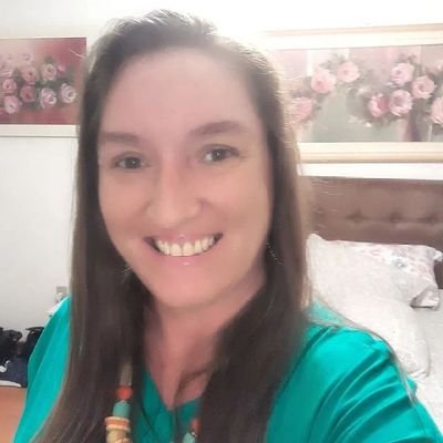 LeaBiancamano's profile picture. # Psicologia Clínica e Hospitalar

# Terapia Cognitiva Comportamental 

# Brisa Espaço Terapêutico

#