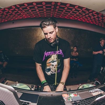 DJ @ussoccer |
On Air DJ @wild949 I
San Francisco/Bay Area I
The Sharknado of DJs ¯\_(ツ)_/¯