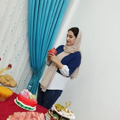 Marziye822's profile picture. خودت باش ،قرار نیست همه بپسندن😏
👈اینستای نوشته ها و رمان هام marziye_nevesht