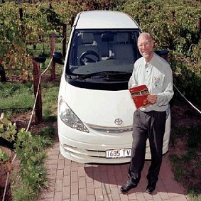Personalised wine tours of the famous Barossa Valley up to 6 guests in luxury tour vehicles with informative and experienced local driver wine guides.