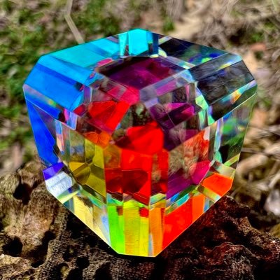 hyperdimensional crystal cube