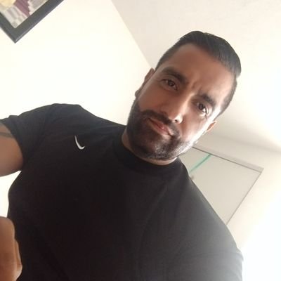 rodriguez_2404's profile picture. Soy fiel a mi equipo amado... chiva de corazón!... Tengo gusto por el GYM entreno por lo menos 4 o 5 días a la semana!... me gusta alcanzar mis metas...