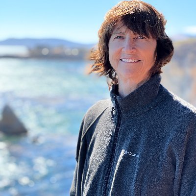 Amazon best selling author. Senior women solo travel. Have you solo traveled? “5 Steps to Solo Travel” weekly subscription.