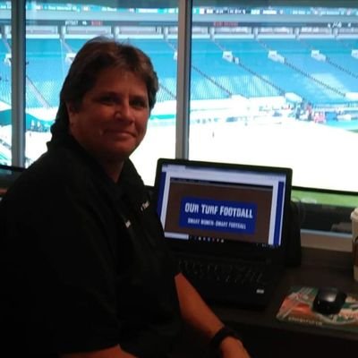 Official @MiamiDolphins beat writer for https://t.co/iiEwLIXSwx  *PFWA member.. Sports Director for Ourturf Media LLC. *AFC West contributor.