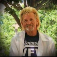 Michael R Fitzgerald (@mcqifitz) Twitter profile photo