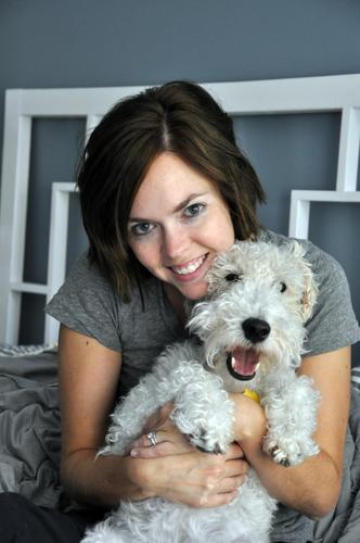Iowan (Quad Cities). Pharmacist. Blogger. Baker. Crafter. Multi-tasker.