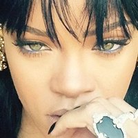 Rihanna(@againstwar1215) 's Twitter Profile Photo