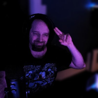 Gaming, working, streaming, and enjoying life
33 years old